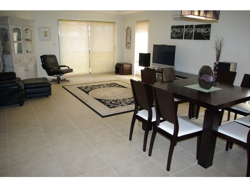 19 Tranquil Gardens, Atwell WA 6164