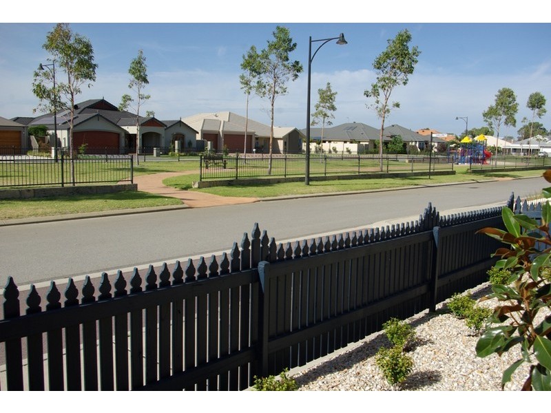 19 Tranquil Gardens, Atwell WA 6164