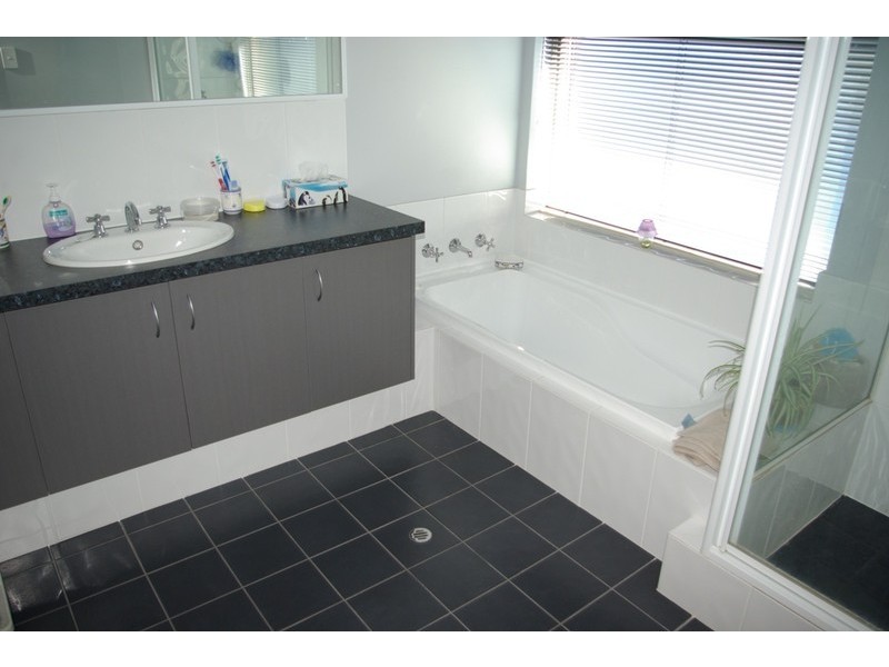 5 Cape Le Grand Avenue, Aubin Grove WA 6164