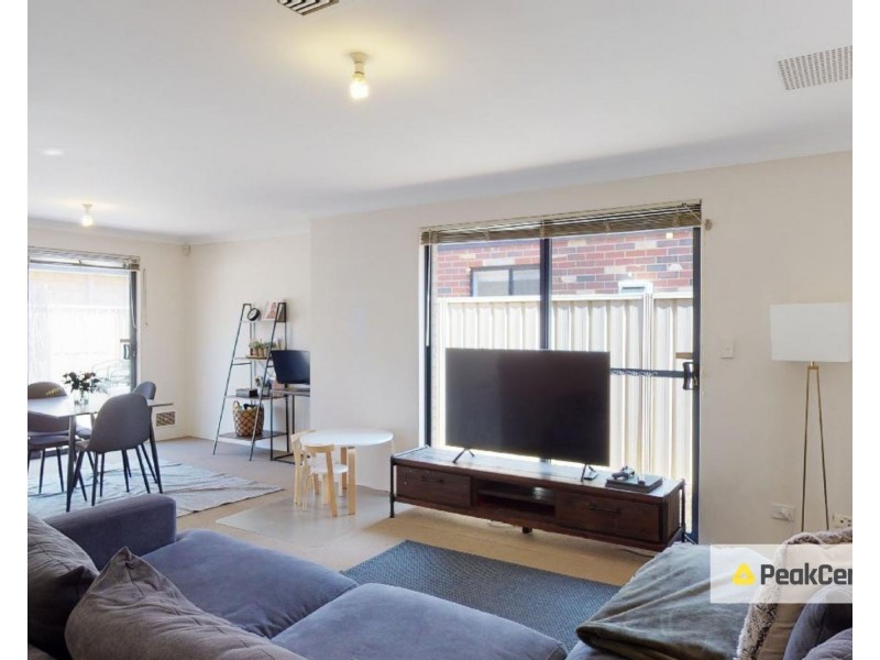 Unit 3/7 Barfield Road, Hammond Park WA 6164