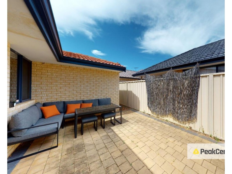 Unit 3/7 Barfield Road, Hammond Park WA 6164