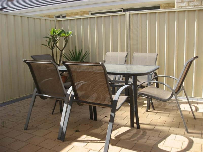 8/7 Barfield Road, Hammond Park WA 6164