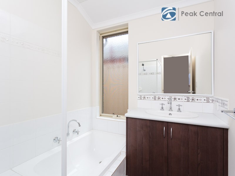 Unit 13/1 Coojong Link, Success WA 6164