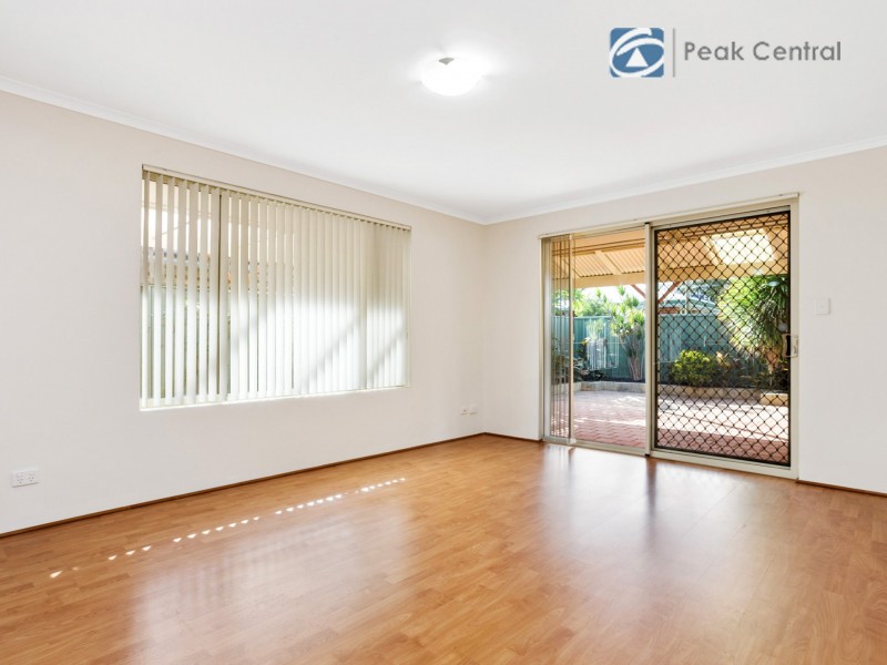 7 Wah Court, Atwell WA 6164