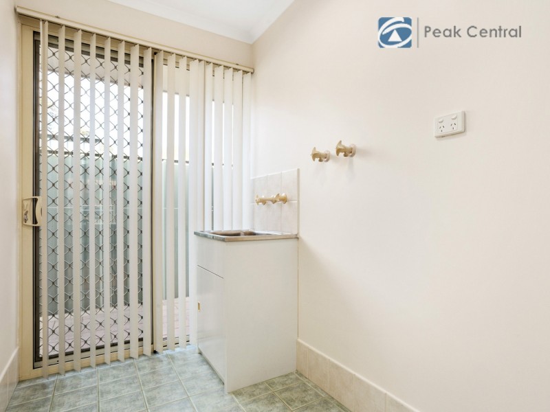 7 Wah Court, Atwell WA 6164