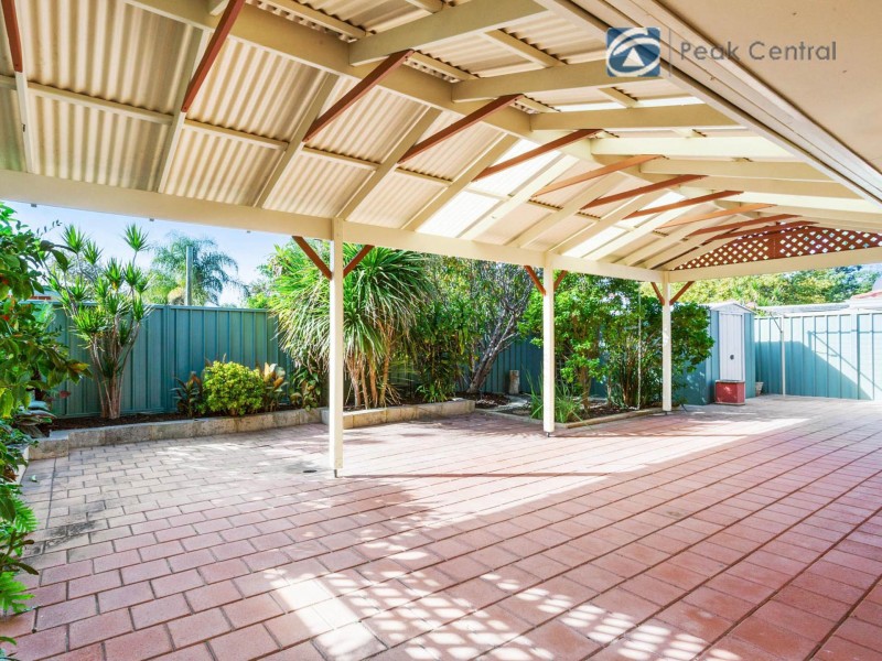 7 Wah Court, Atwell WA 6164