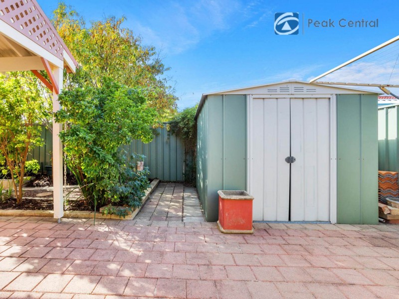 7 Wah Court, Atwell WA 6164