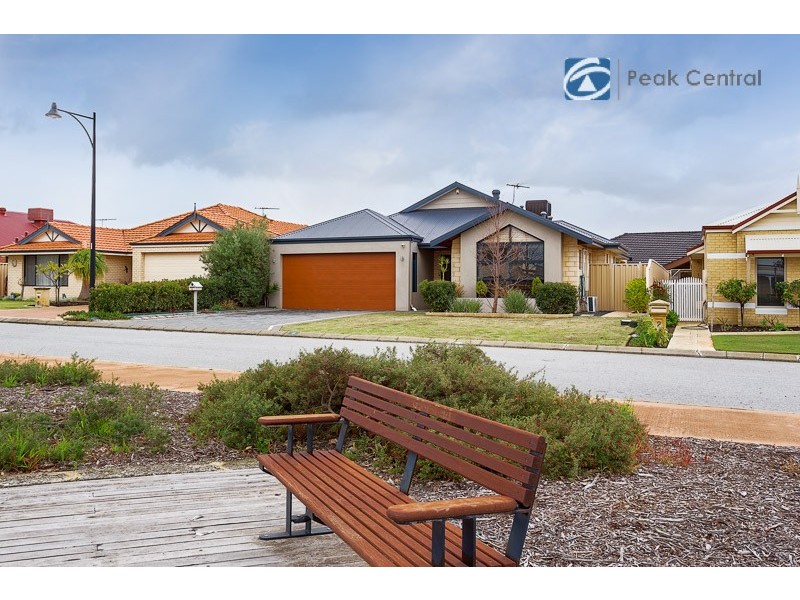 4 Zodiac Loop, Atwell WA 6164