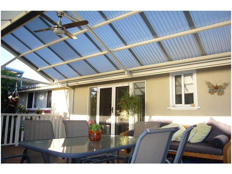 70 Redwood Crescent, Melville WA 6156