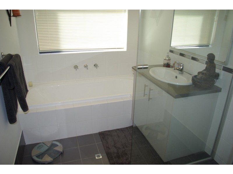7 Ephemina Ridge, Bertram WA 6167