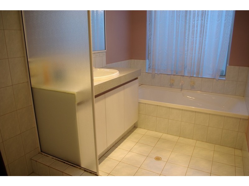 50 Delton Way, Atwell WA 6164