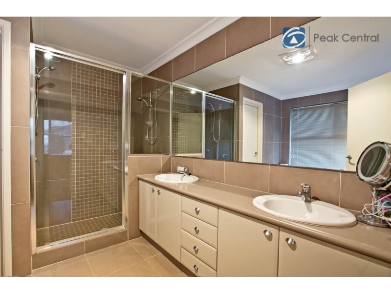 9 Providence Link, Atwell WA 6164