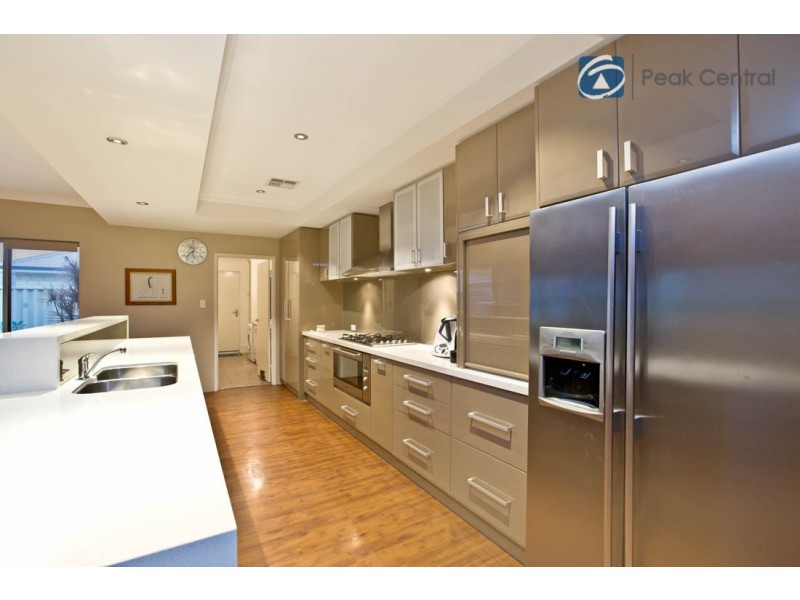 9 Providence Link, Atwell WA 6164