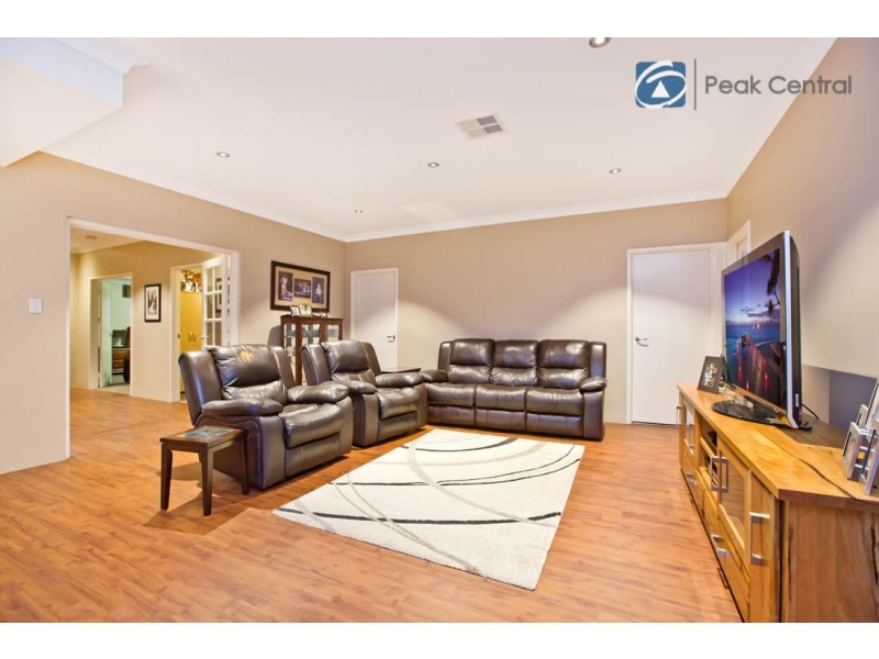 9 Providence Link, Atwell WA 6164