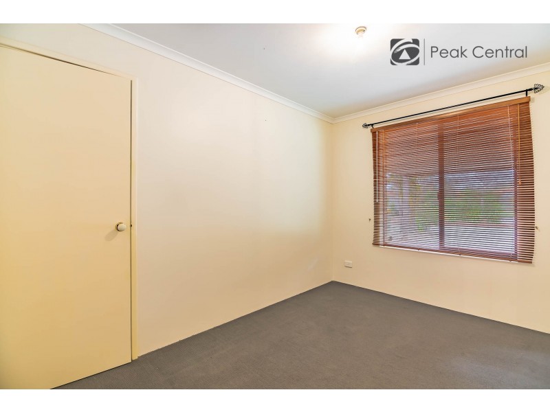 18 Wah Court, Atwell WA 6164