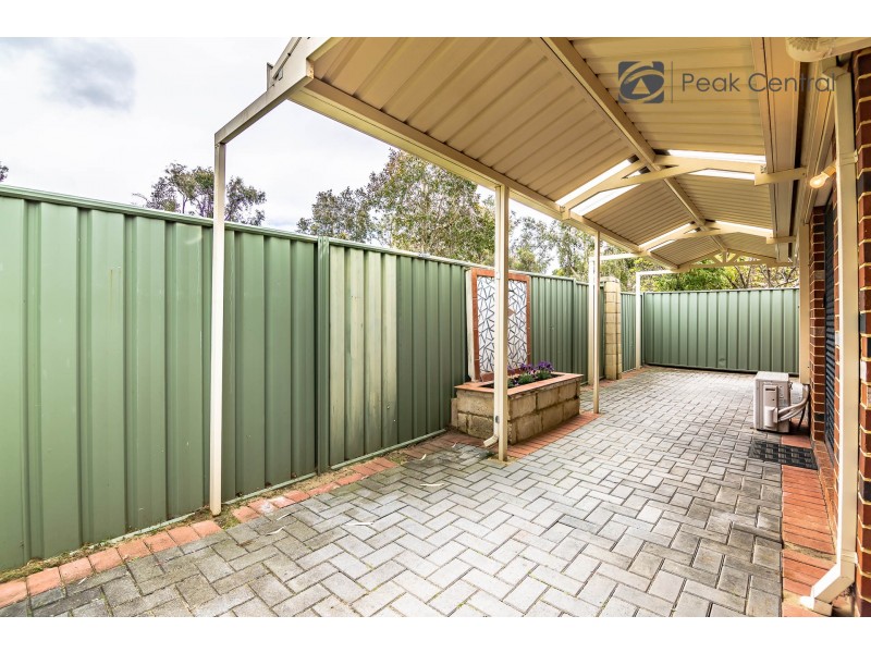 18 Wah Court, Atwell WA 6164