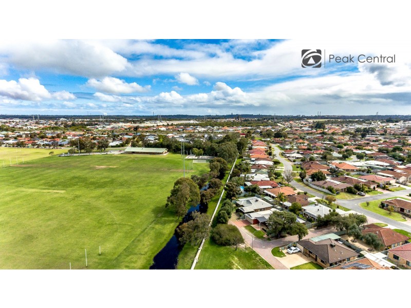 18 Wah Court, Atwell WA 6164