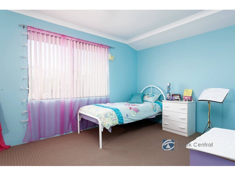 8 Pindan Elbow, Atwell WA 6164