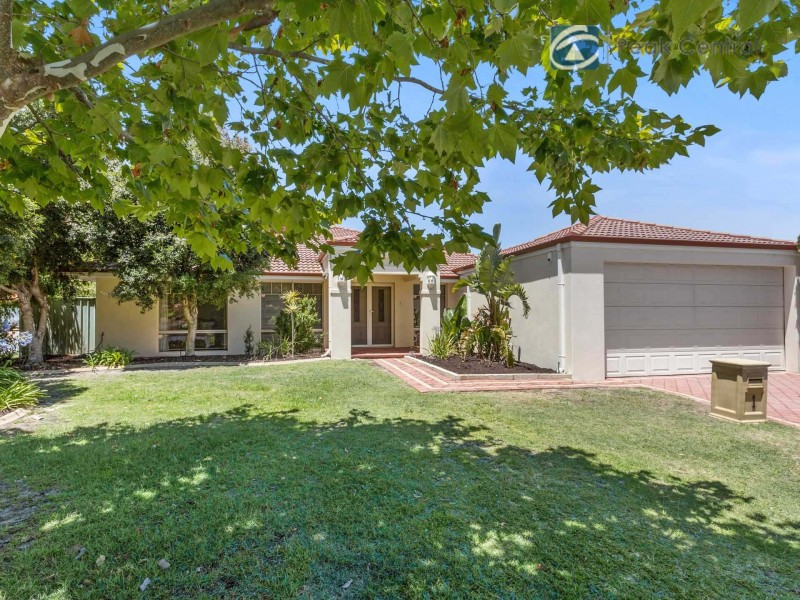 1 Kennack Vista, Atwell WA 6164