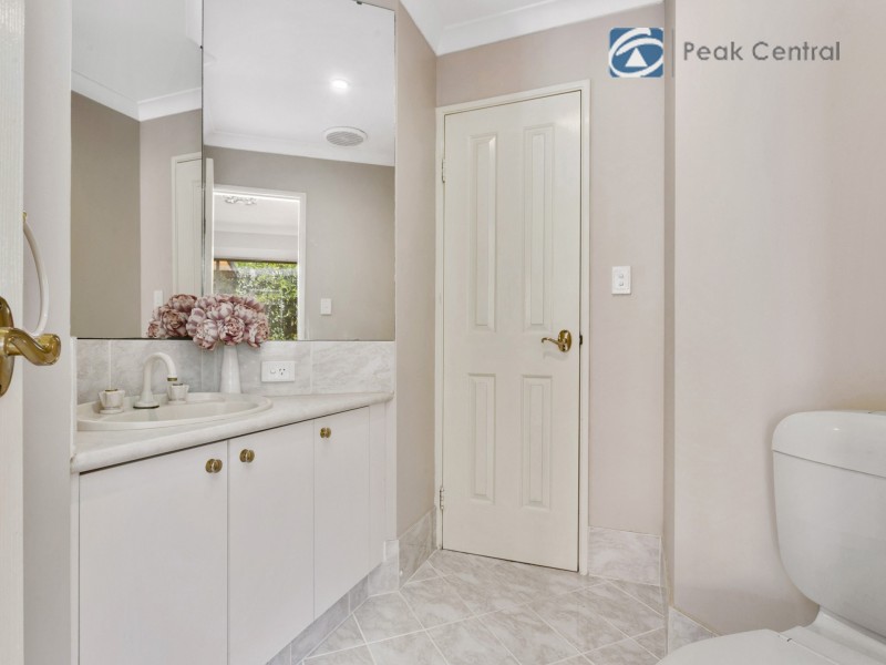 1 Kennack Vista, Atwell WA 6164