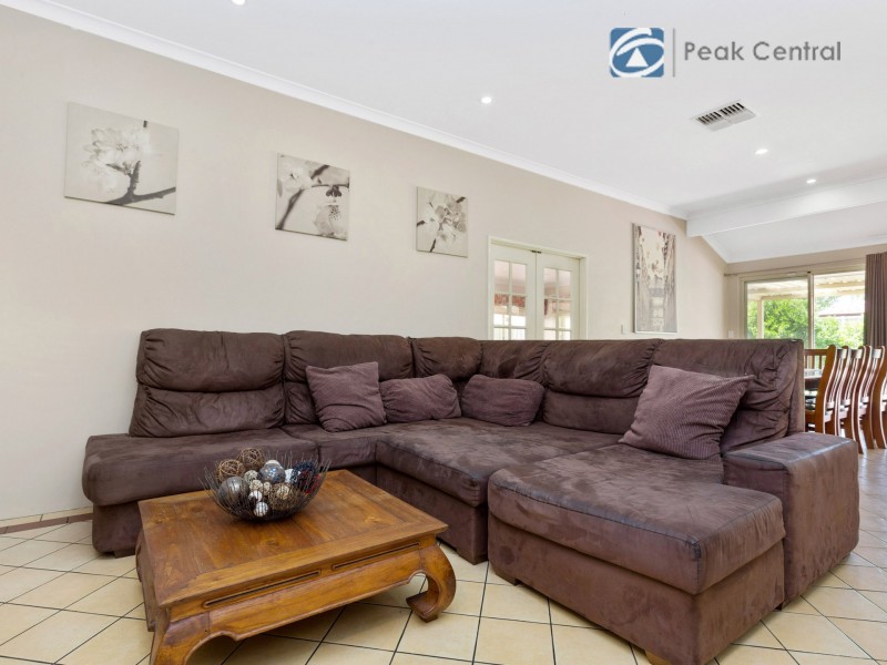 1 Kennack Vista, Atwell WA 6164