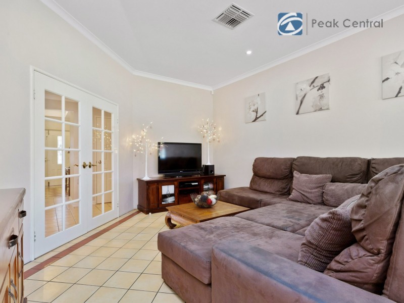 1 Kennack Vista, Atwell WA 6164