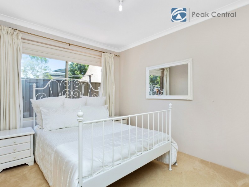 1 Kennack Vista, Atwell WA 6164