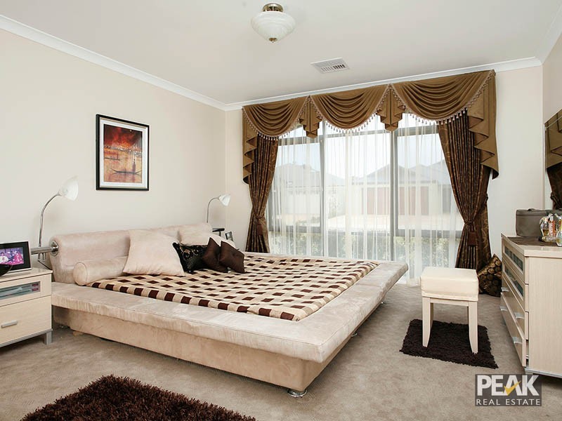 13 Vetiver Link, Atwell WA 6164