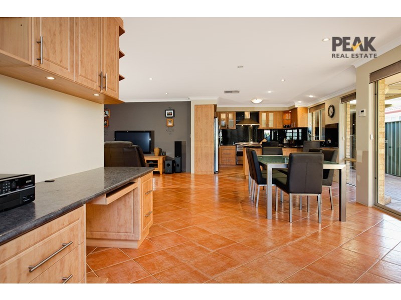 3 Kennack Vista, Atwell WA 6164