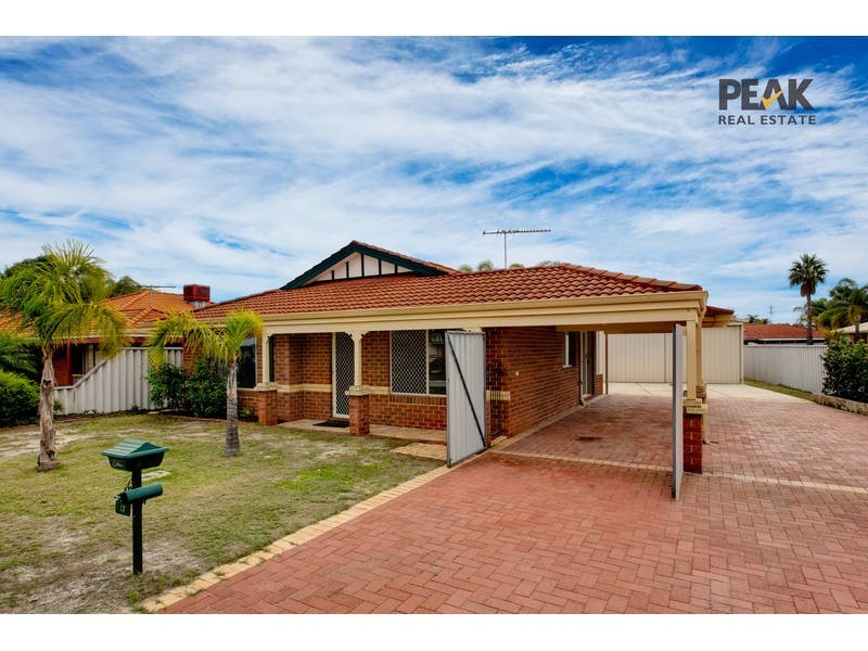 13 Ballard Mews, Success WA 6164