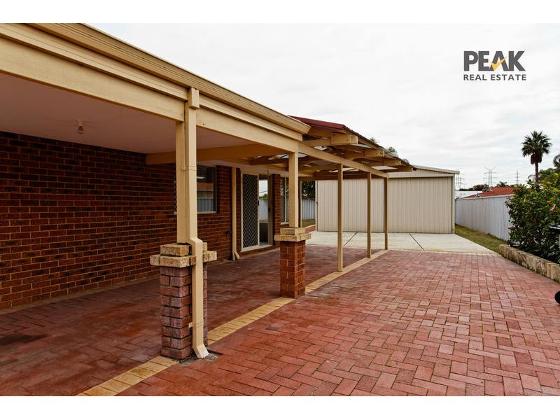 13 Ballard Mews, Success WA 6164