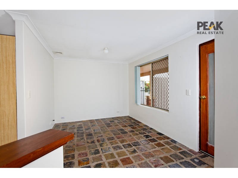 13 Ballard Mews, Success WA 6164