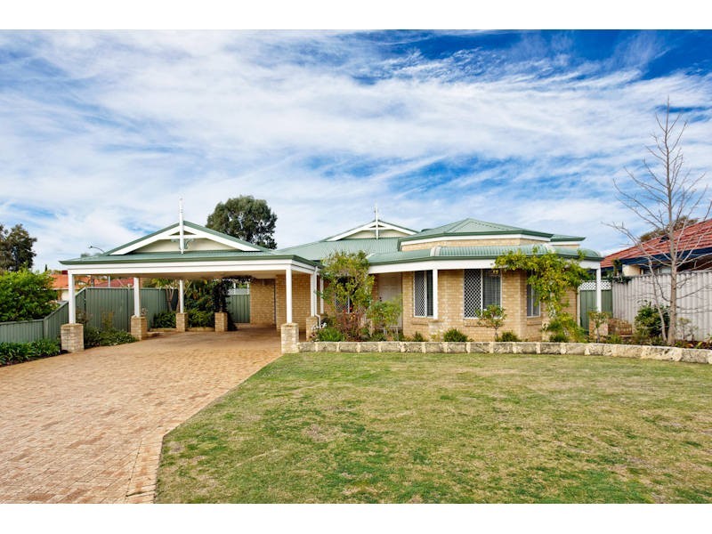 26 Lombe Gardens, Atwell WA 6164