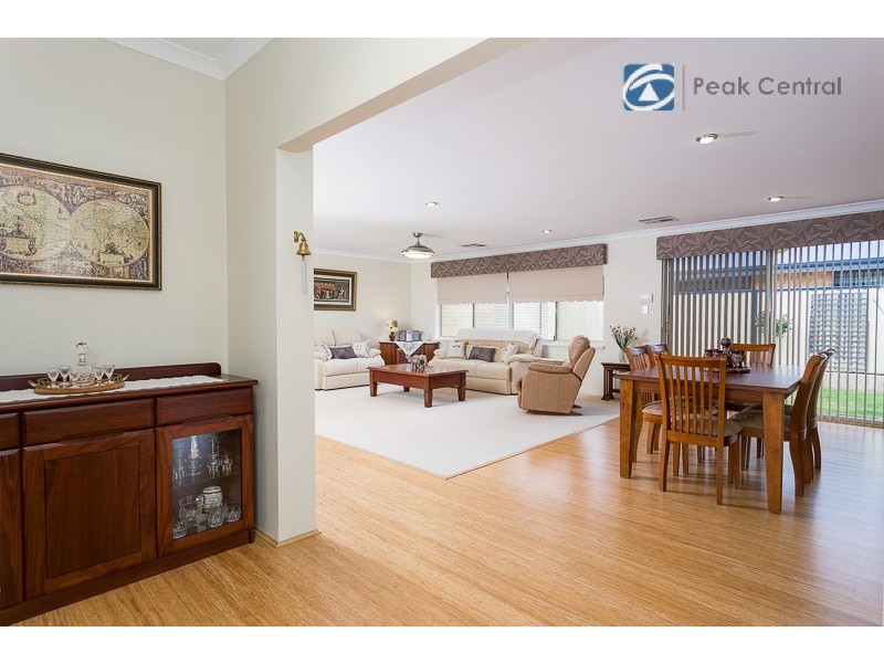 16 St Joseph Fairway, Success WA 6164