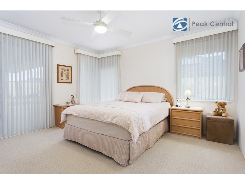 16 St Joseph Fairway, Success WA 6164