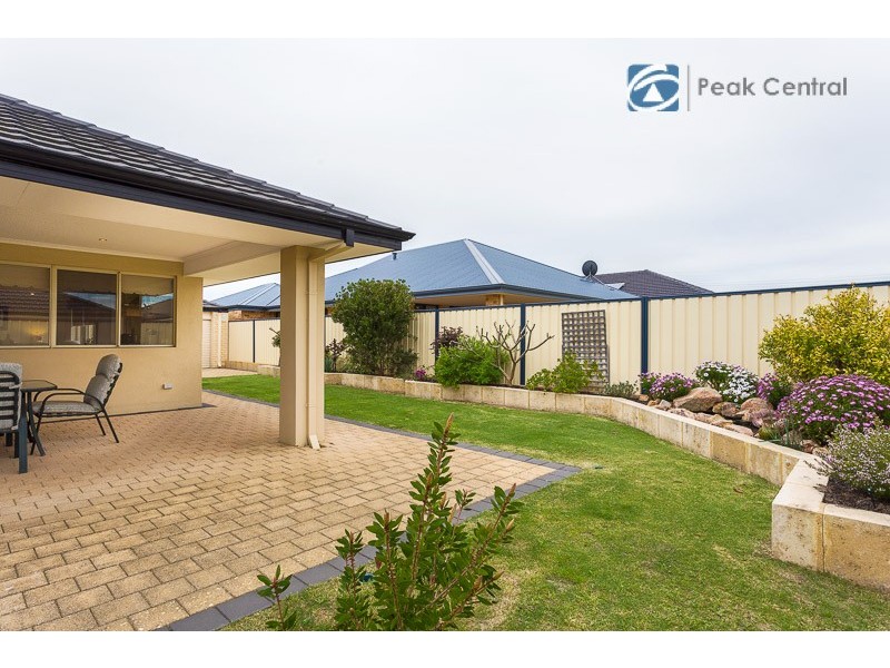 16 St Joseph Fairway, Success WA 6164