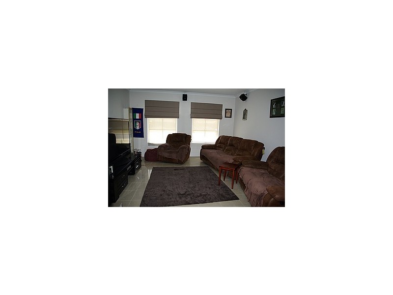 118 Aurora Drive, Atwell WA 6164