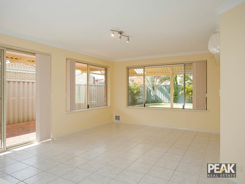 13 Tourner Retreat, Atwell WA 6164