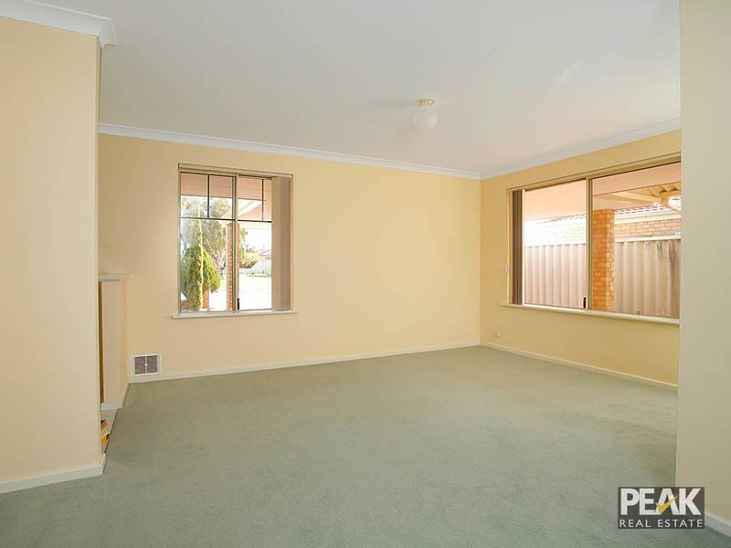 13 Tourner Retreat, Atwell WA 6164