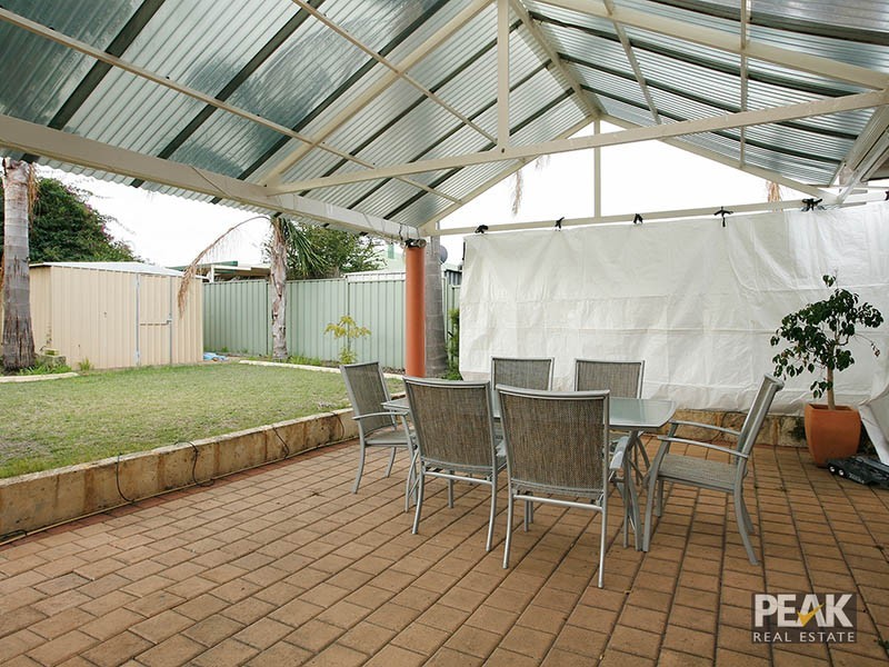 10 Marie Court, Atwell WA 6164