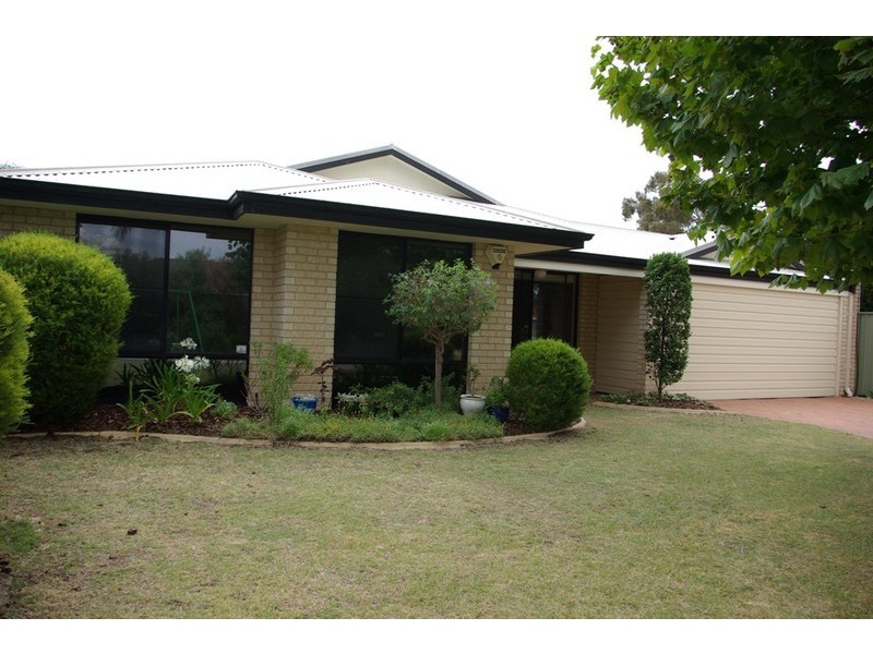25 Turnbull Close, Atwell WA 6164