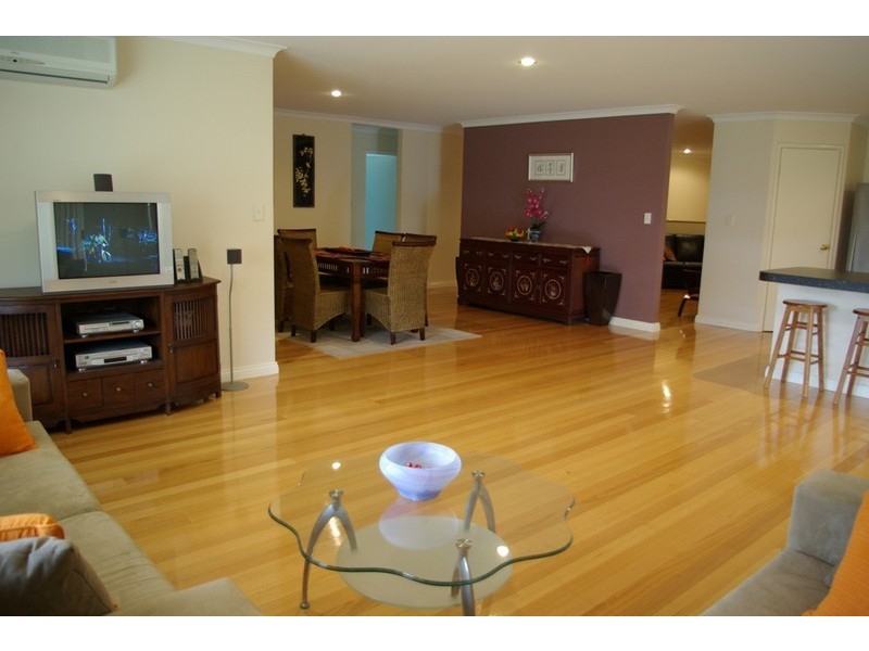 5 Strand Close, Atwell WA 6164