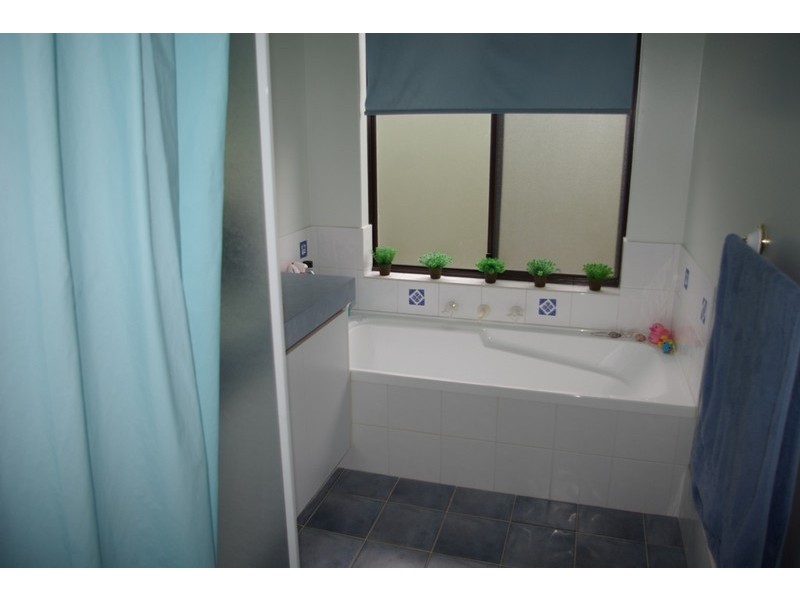 5 Strand Close, Atwell WA 6164