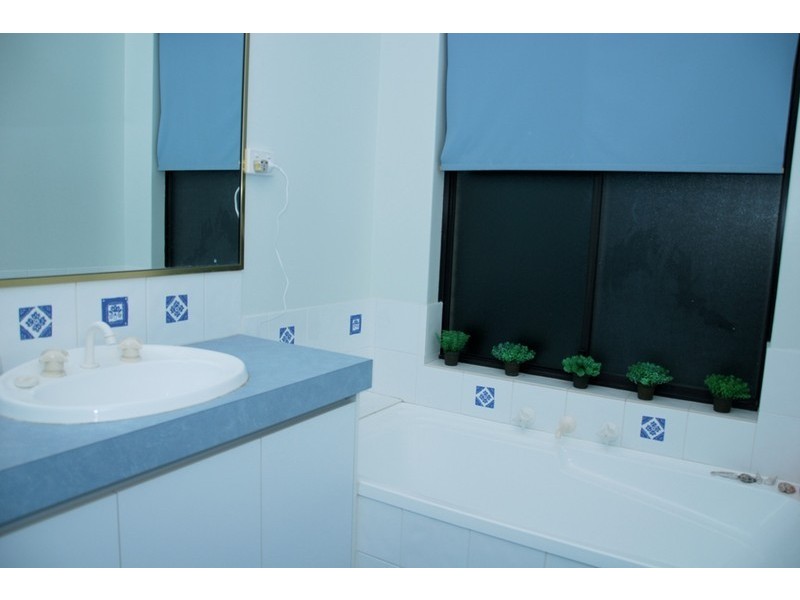 5 Strand Close, Atwell WA 6164