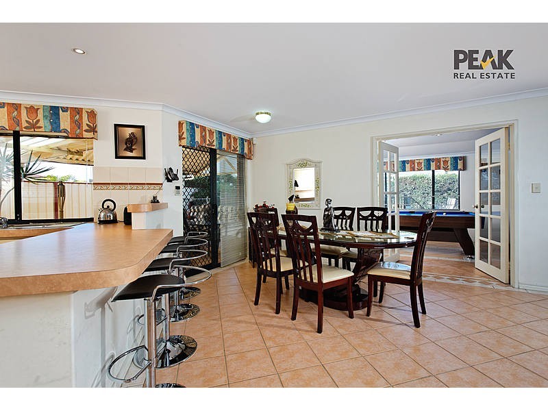 12 Hawkesbury Retreat, Atwell WA 6164