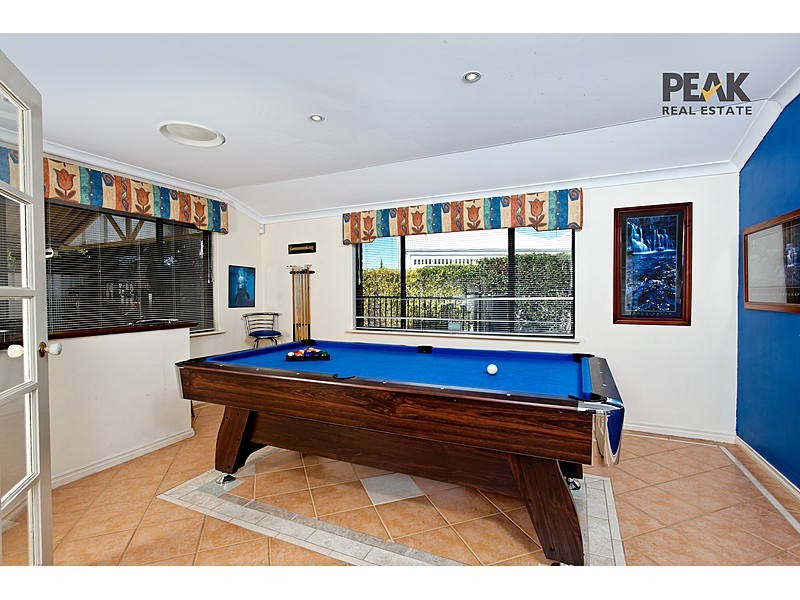 12 Hawkesbury Retreat, Atwell WA 6164