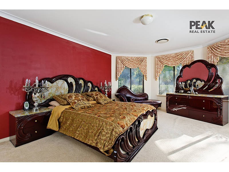 12 Hawkesbury Retreat, Atwell WA 6164