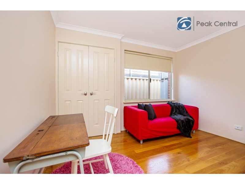 18 Tranquil Gardens, Atwell WA 6164