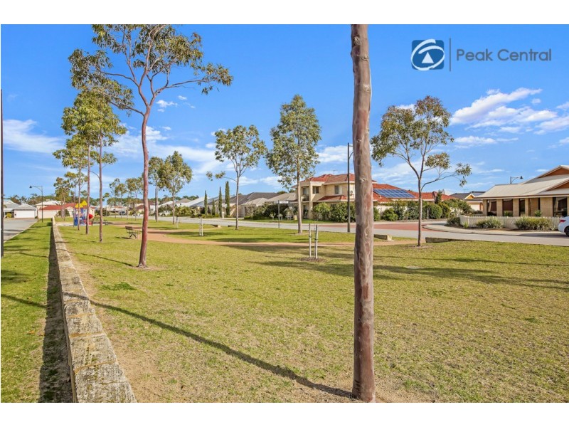 18 Tranquil Gardens, Atwell WA 6164
