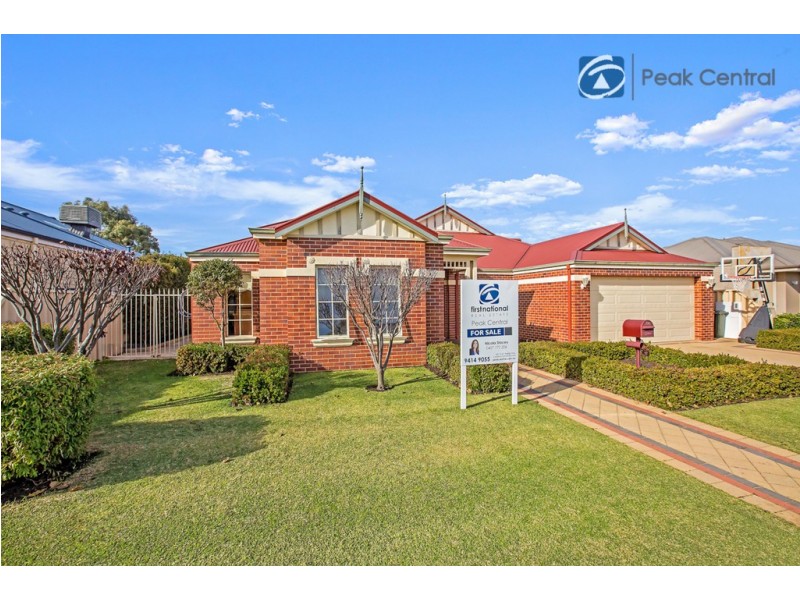 18 Tranquil Gardens, Atwell WA 6164